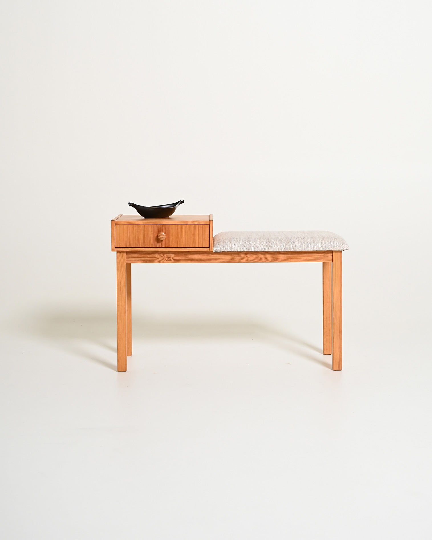 Gossip chair in rovere, anni '80