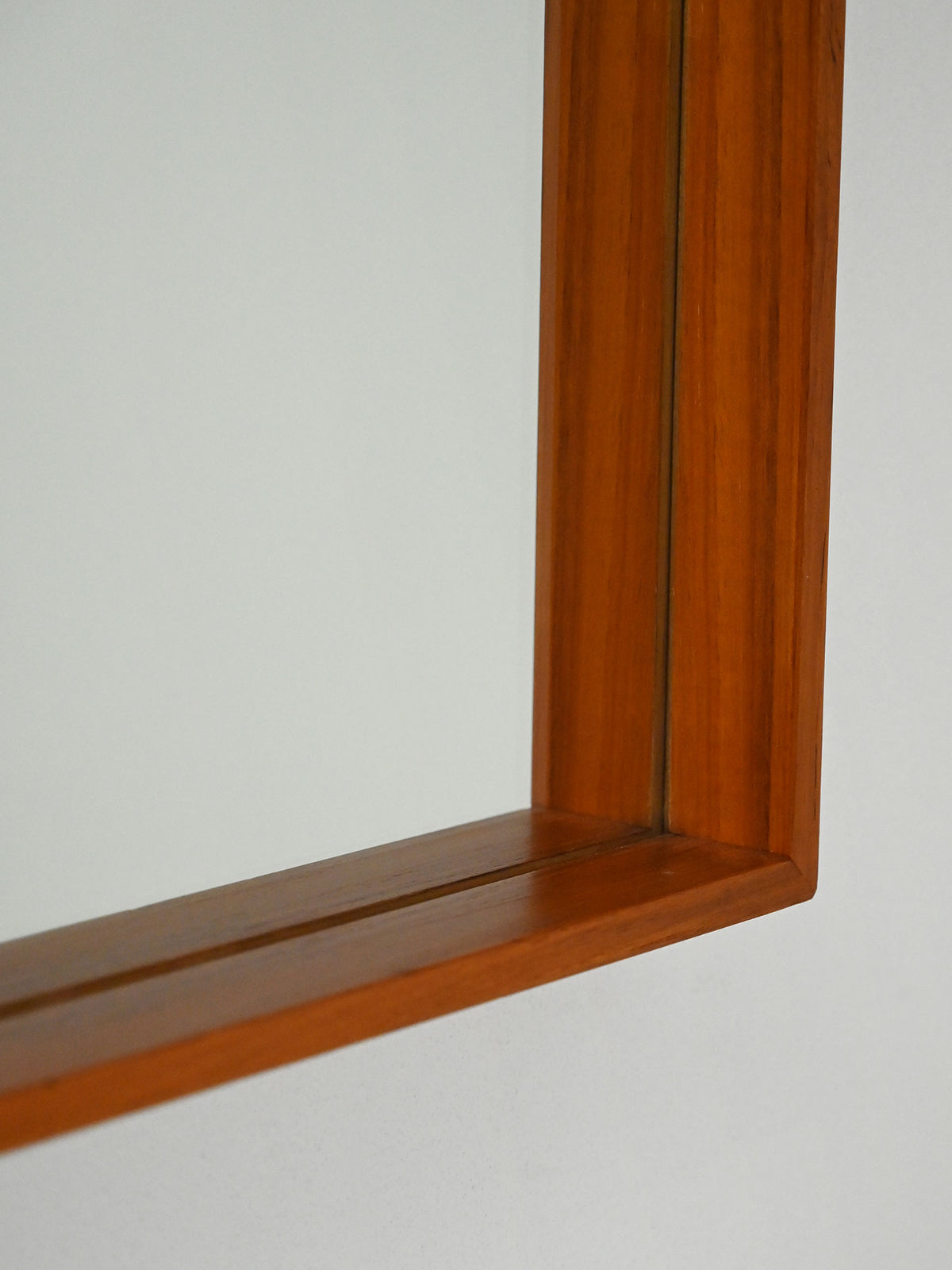 Specchio svedese in teak anni 50–60