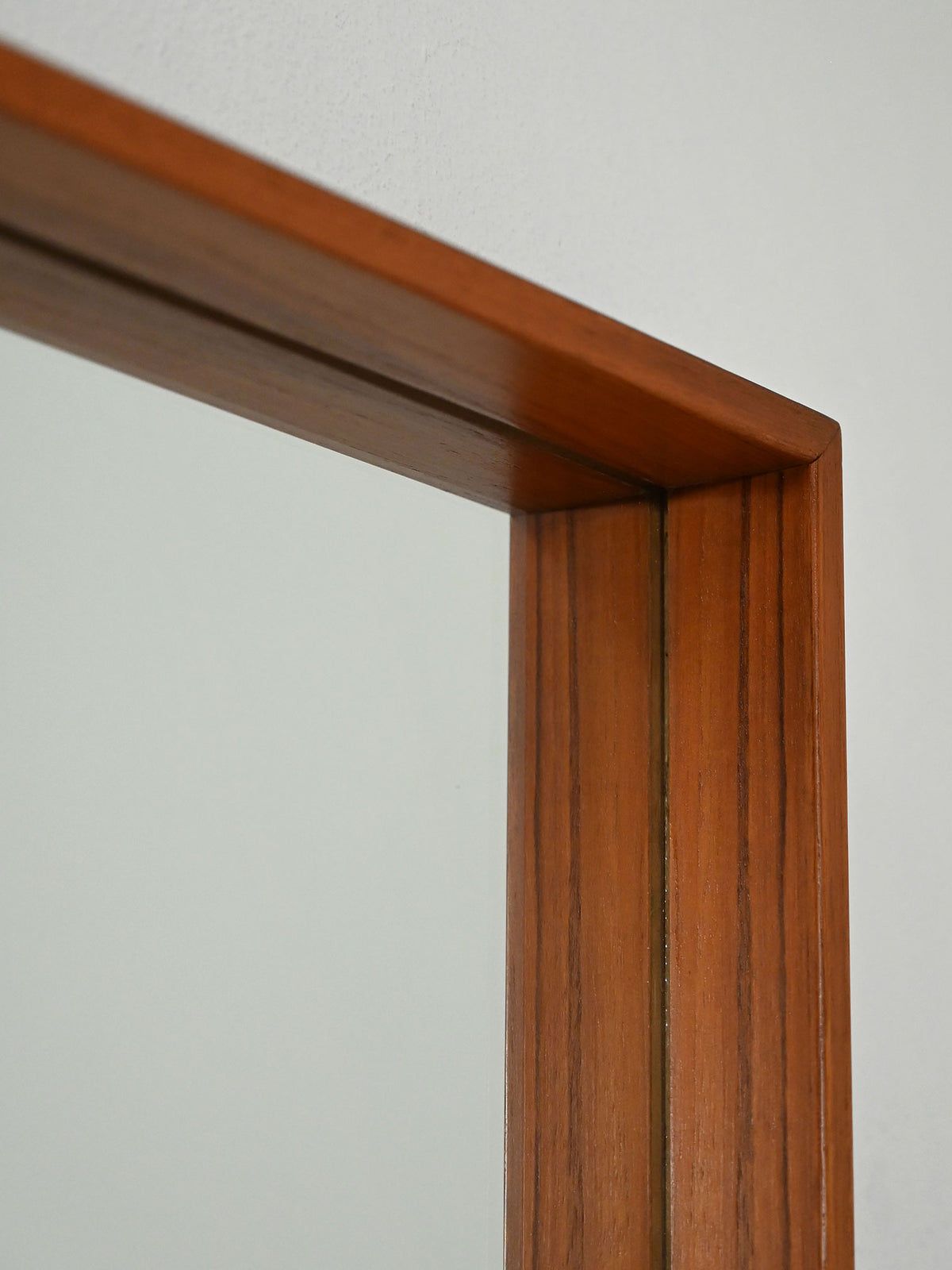 Specchio svedese in teak anni 50–60