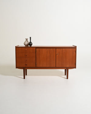 Sideboard scandinavo in teak con piano estraibile, anni '60