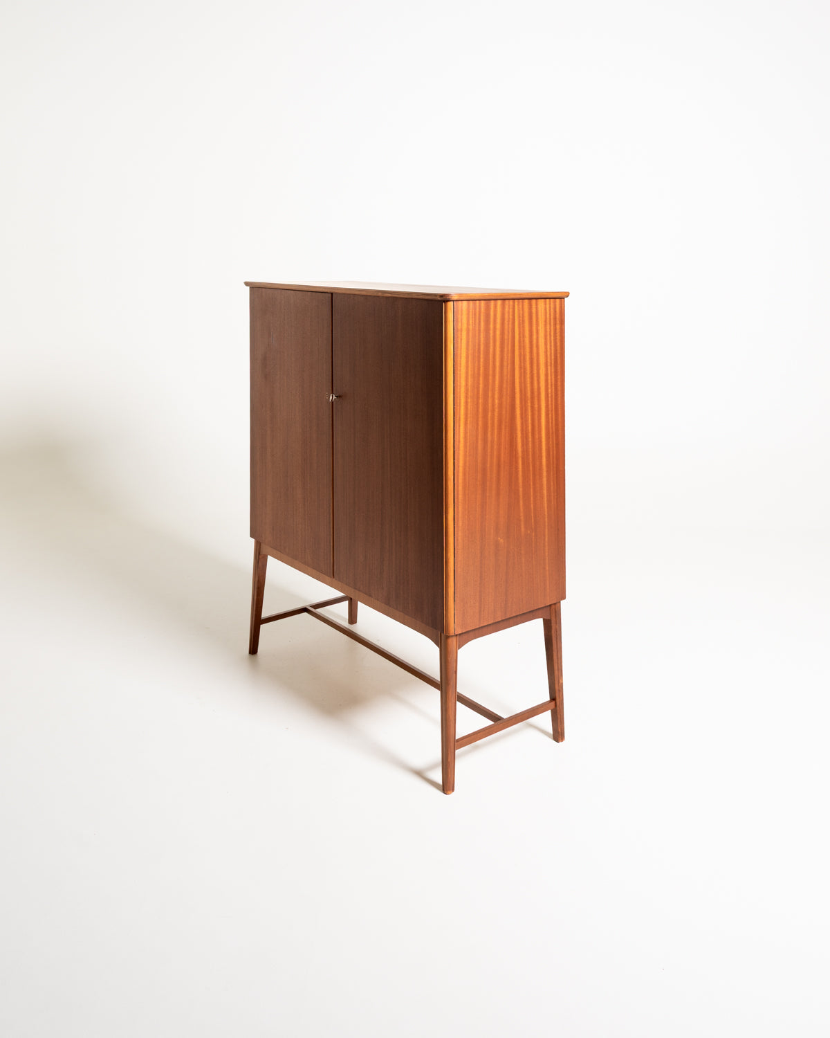 Cabinet in mogano di Svenska Möbelfabrikerna, anni ’40/’50