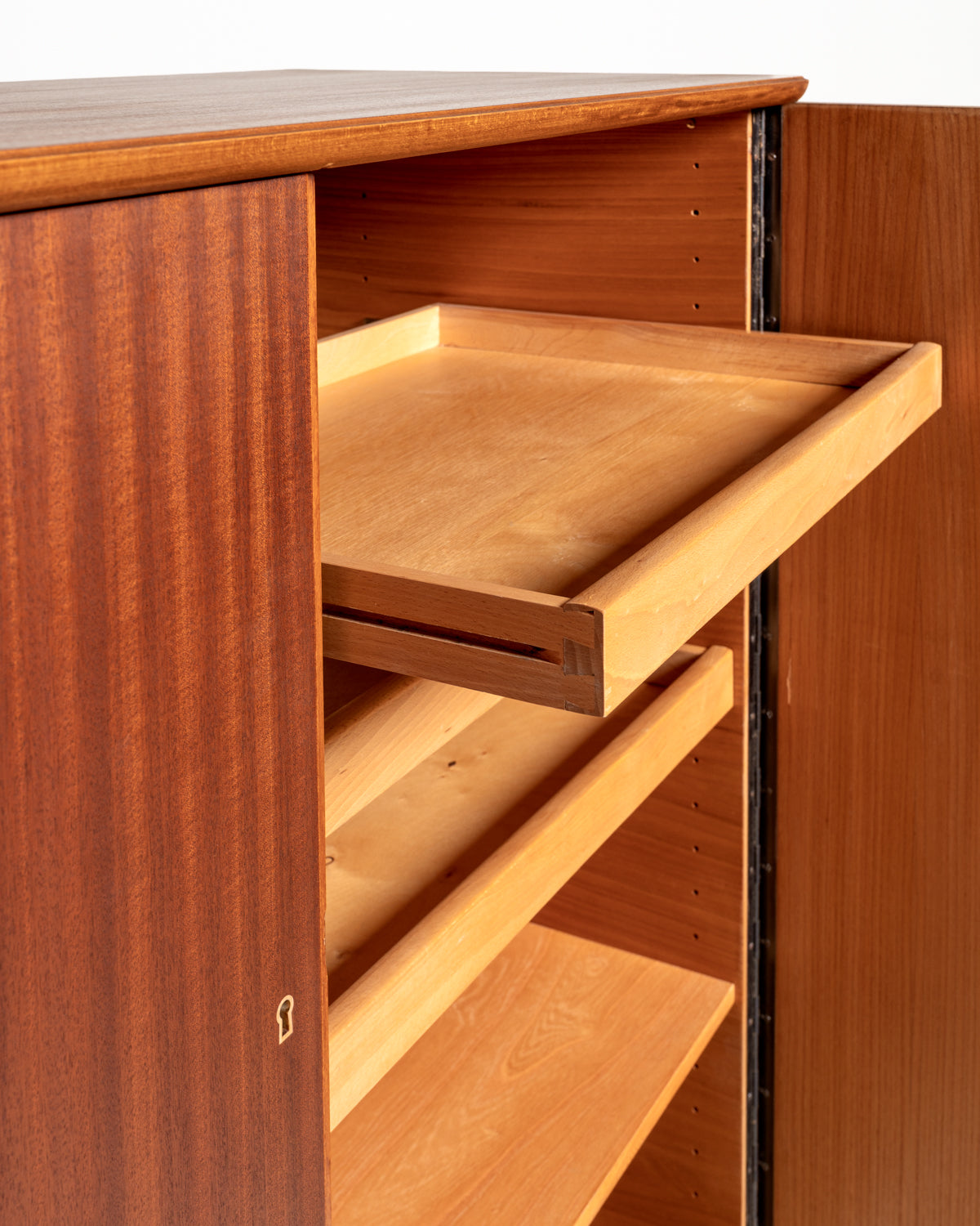Cabinet in mogano di Svenska Möbelfabrikerna, anni ’40/’50