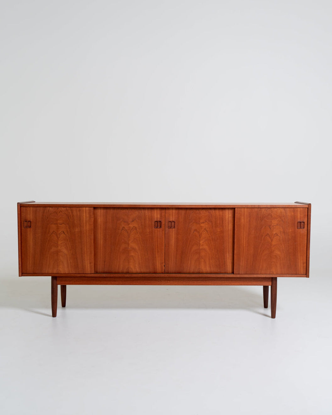 Sideboard in teak attribuito a Erik Brouer, Danimarca, anni ’50-’60