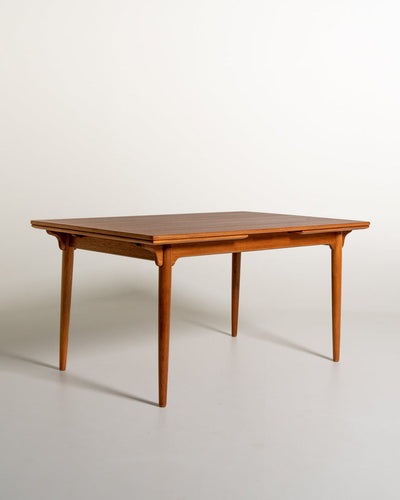 Tavolo “Model 54” prodotto da Omann Jun, anni ’60