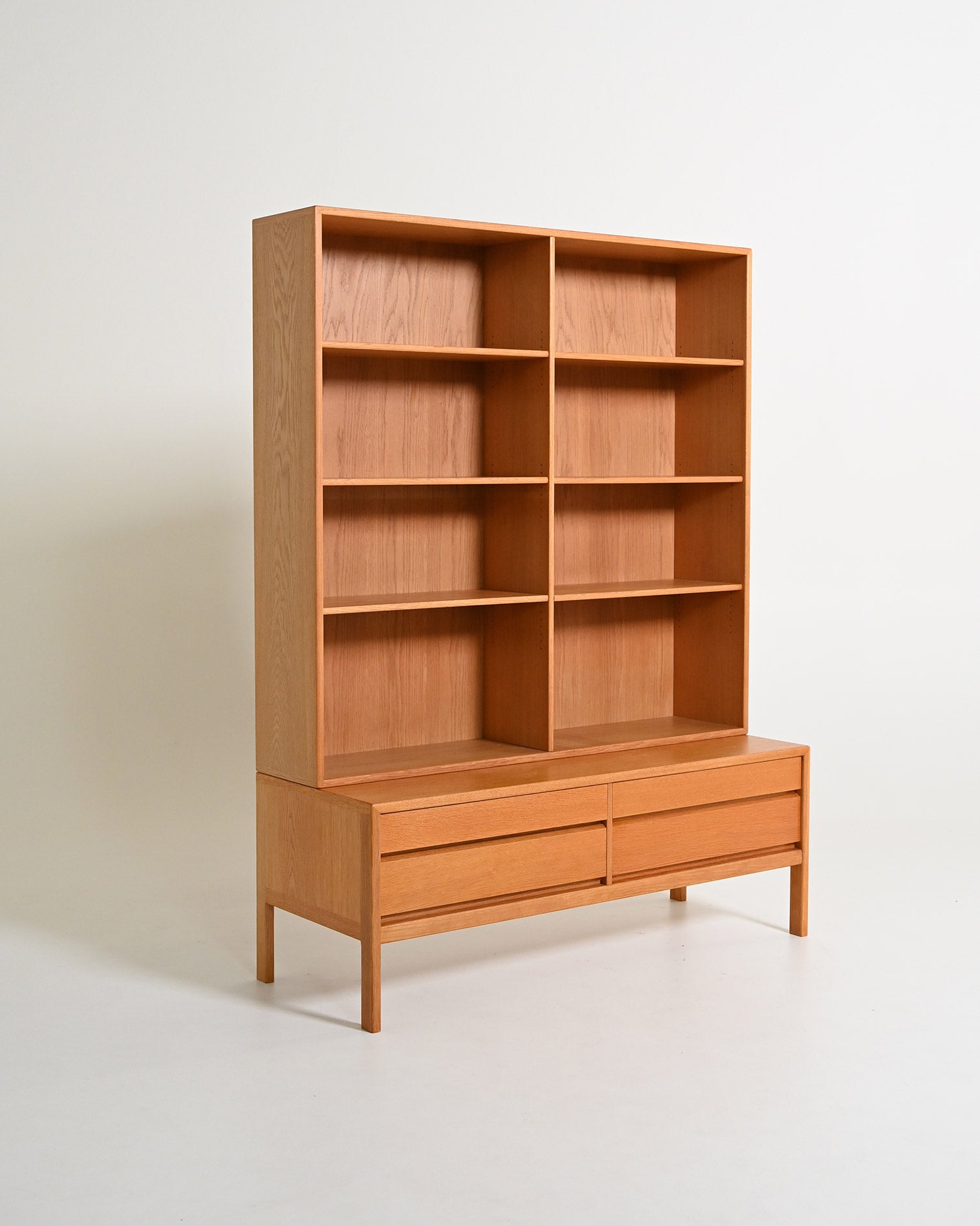 Libreria scandinava in rovere, anni '60