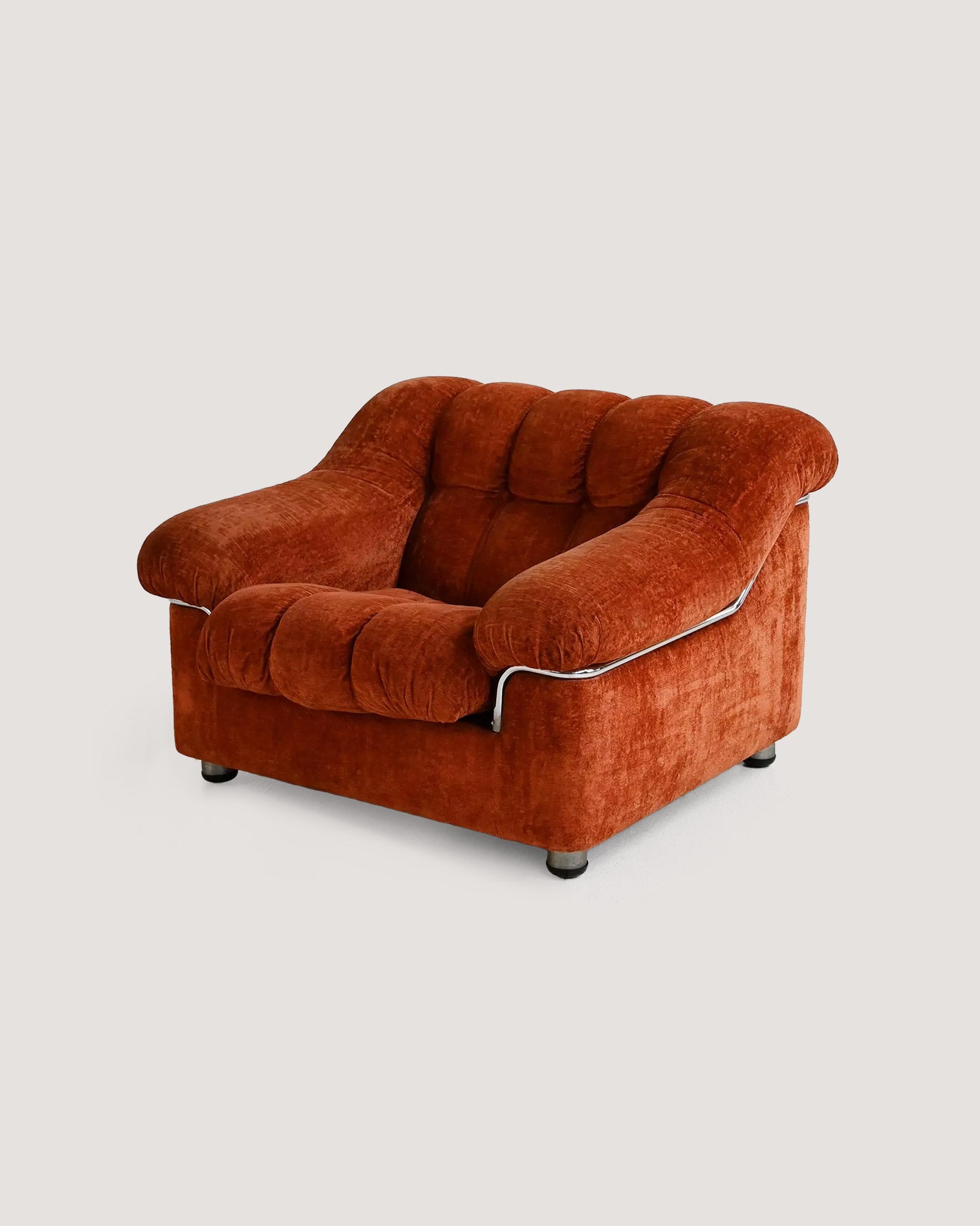 Poltrona vintage in velluto arancio, anni ’70