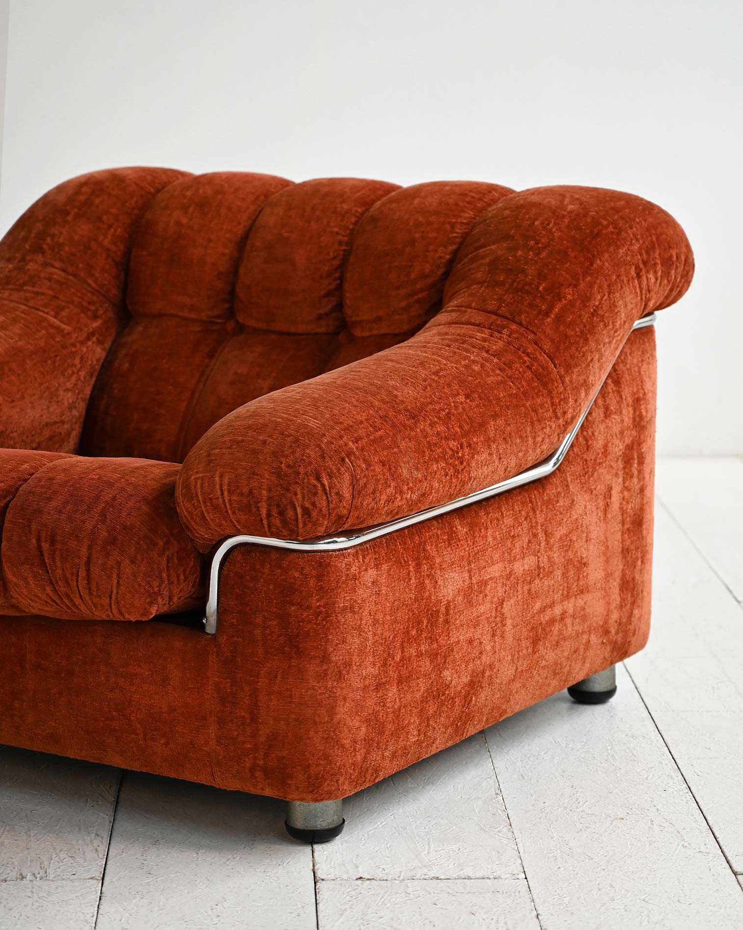Poltrona vintage in velluto arancio, anni ’70 4