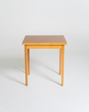 Tavolo da pranzo allungabile in faggio con top in laminato, Svezia, anni ’50-’60