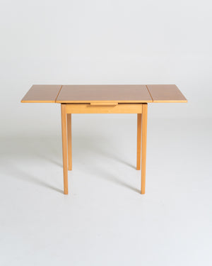 Tavolo da pranzo allungabile in faggio con top in laminato, Svezia, anni ’50-’60