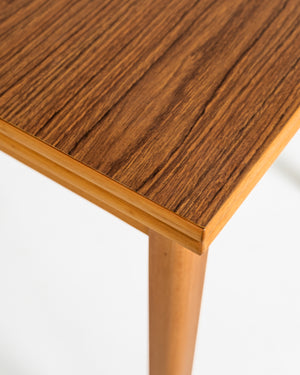 Tavolo da pranzo allungabile in faggio con top in laminato, Svezia, anni ’50-’60