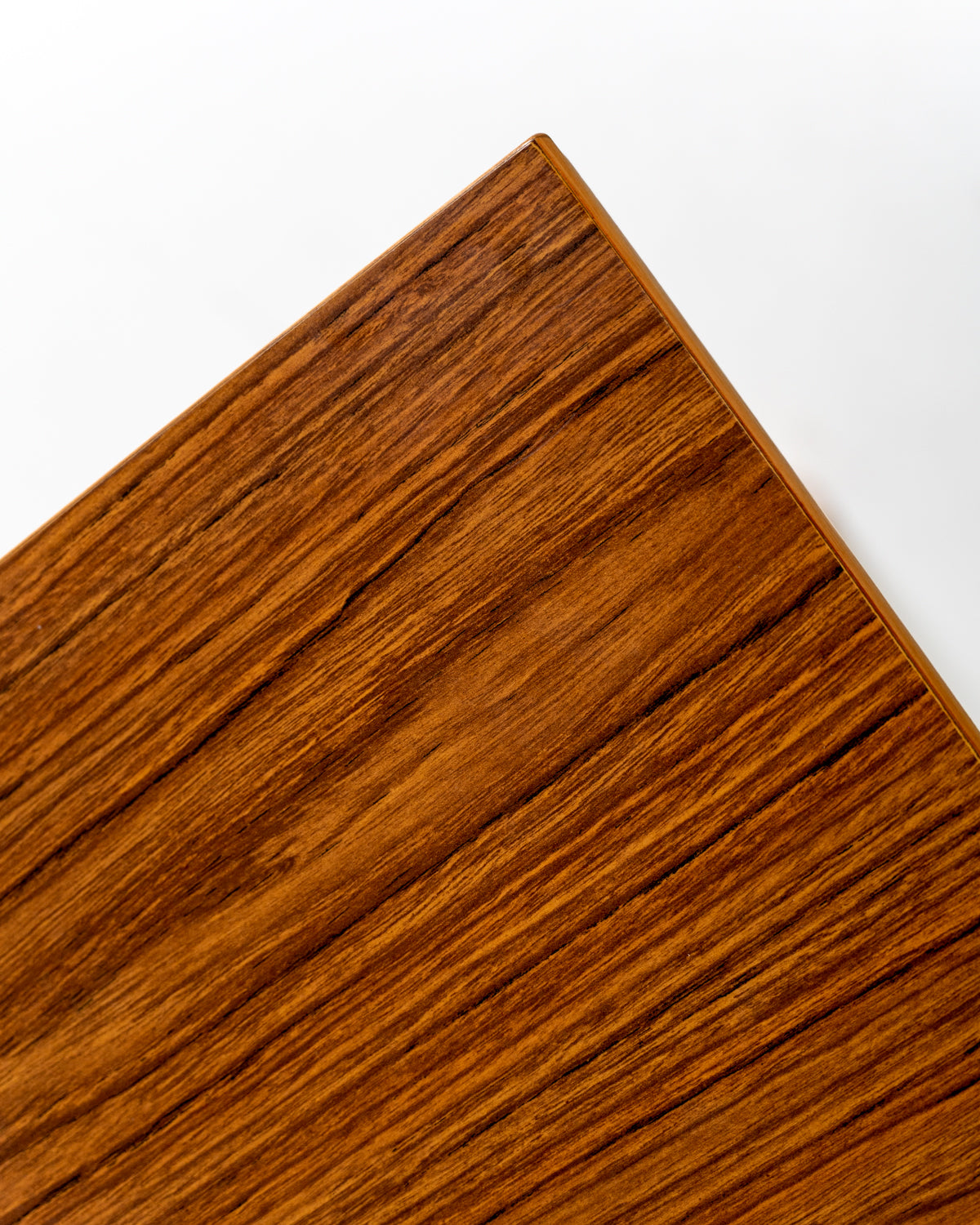 Tavolo da pranzo allungabile in faggio con top in laminato, Svezia, anni ’50-’60