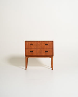 Comodino scandinavo in teak con due cassetti, anni '60