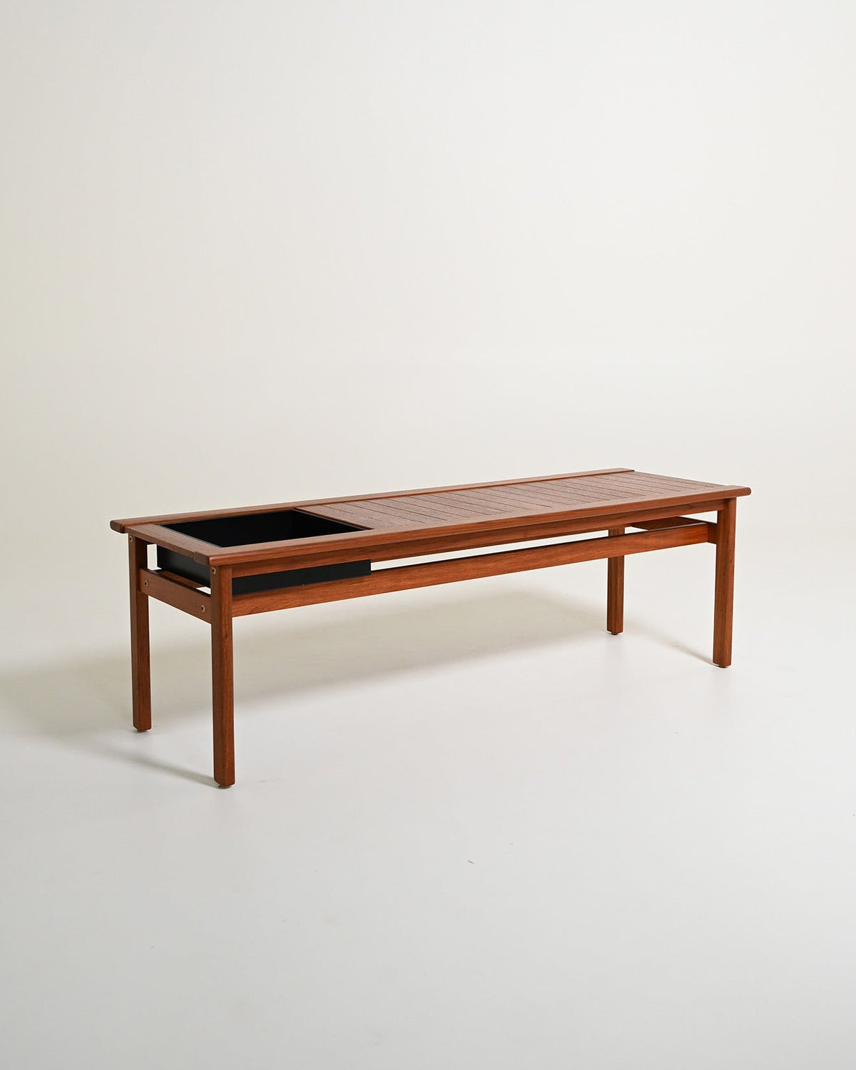 Panca scandinava in teak con vano portapiante, anni '60