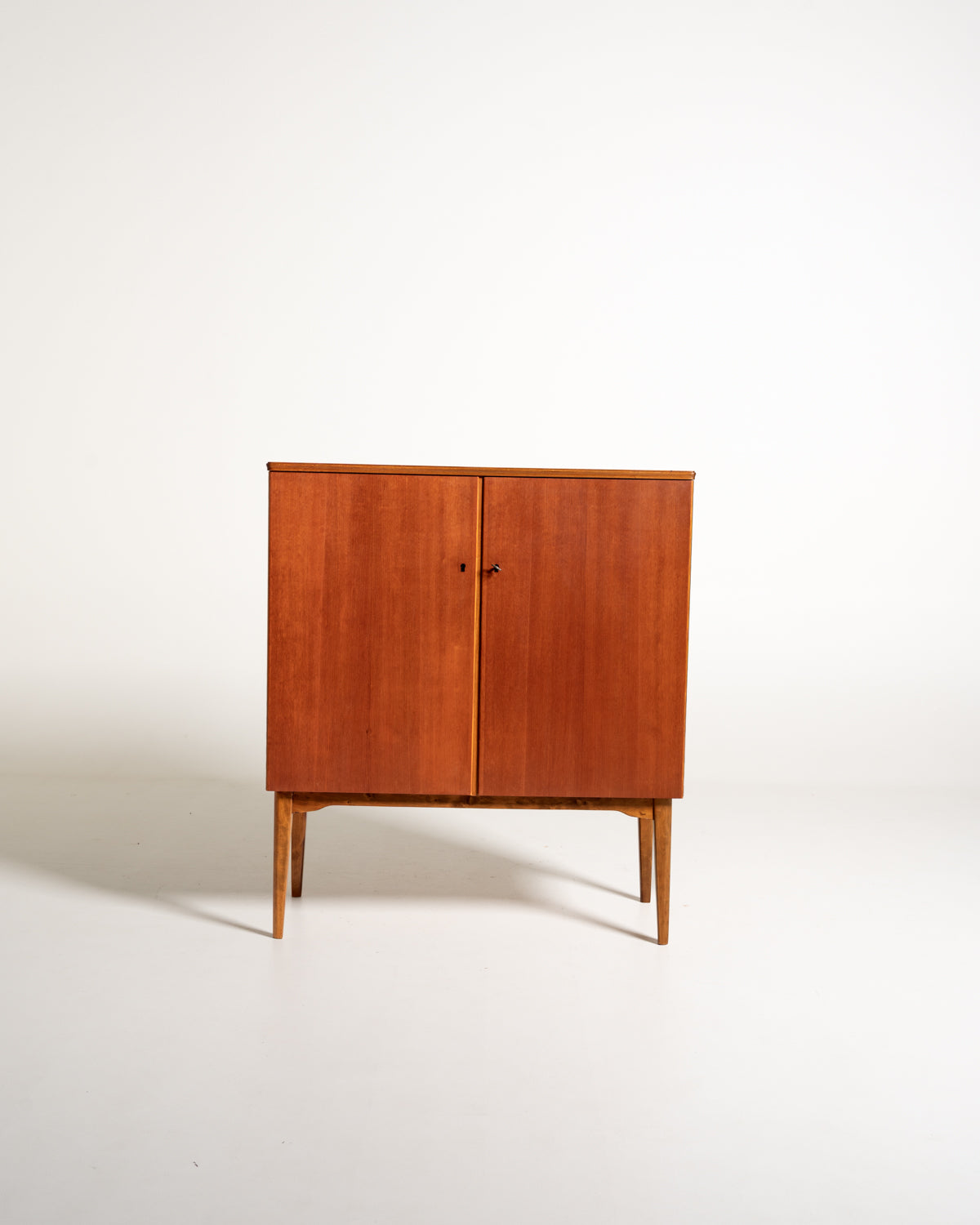 Cabinet svedese di Ferdinand Lundquist, anni '50