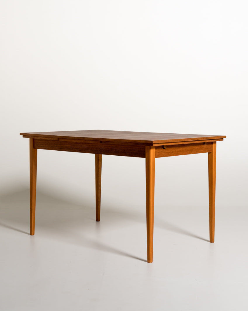 Tavolo scandinavo allungabile in teak e faggio, anni ’50-’60