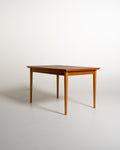 Tavolo scandinavo allungabile in teak e faggio, anni ’50-’60