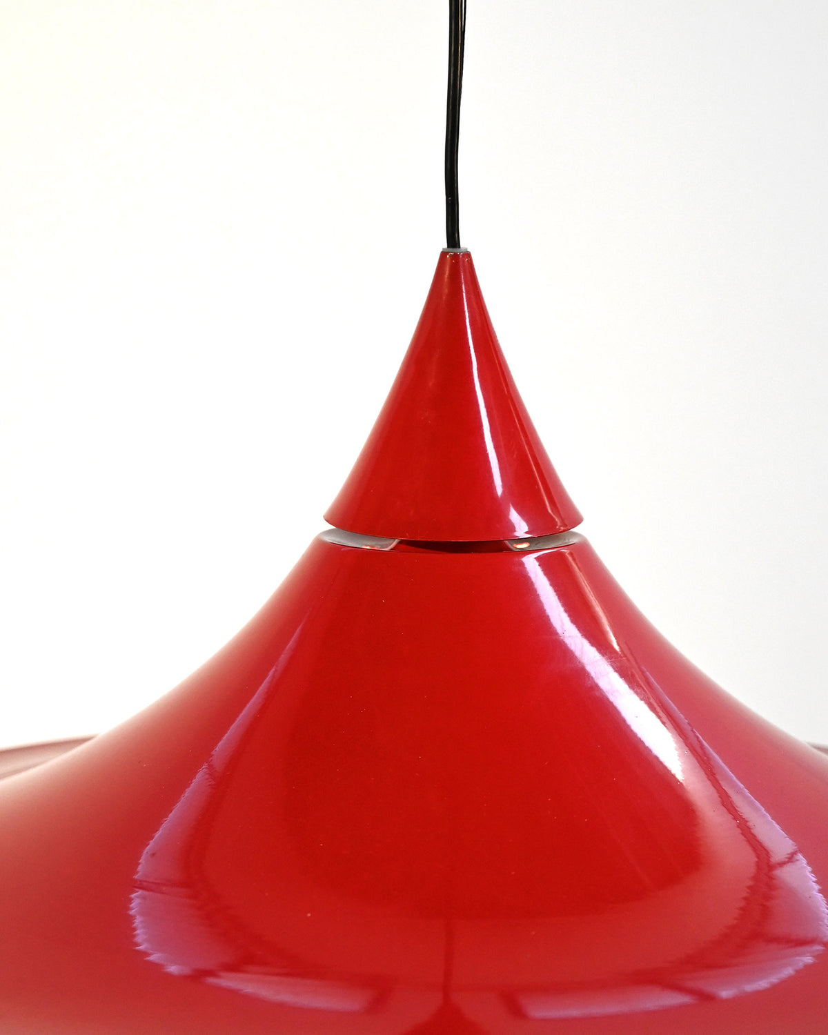 Coppia di lampade da soffitto attribuibili al modello “Semi” di Claus Bonderup e Torsten Thorup per Fog & Mørup, anni ’60
