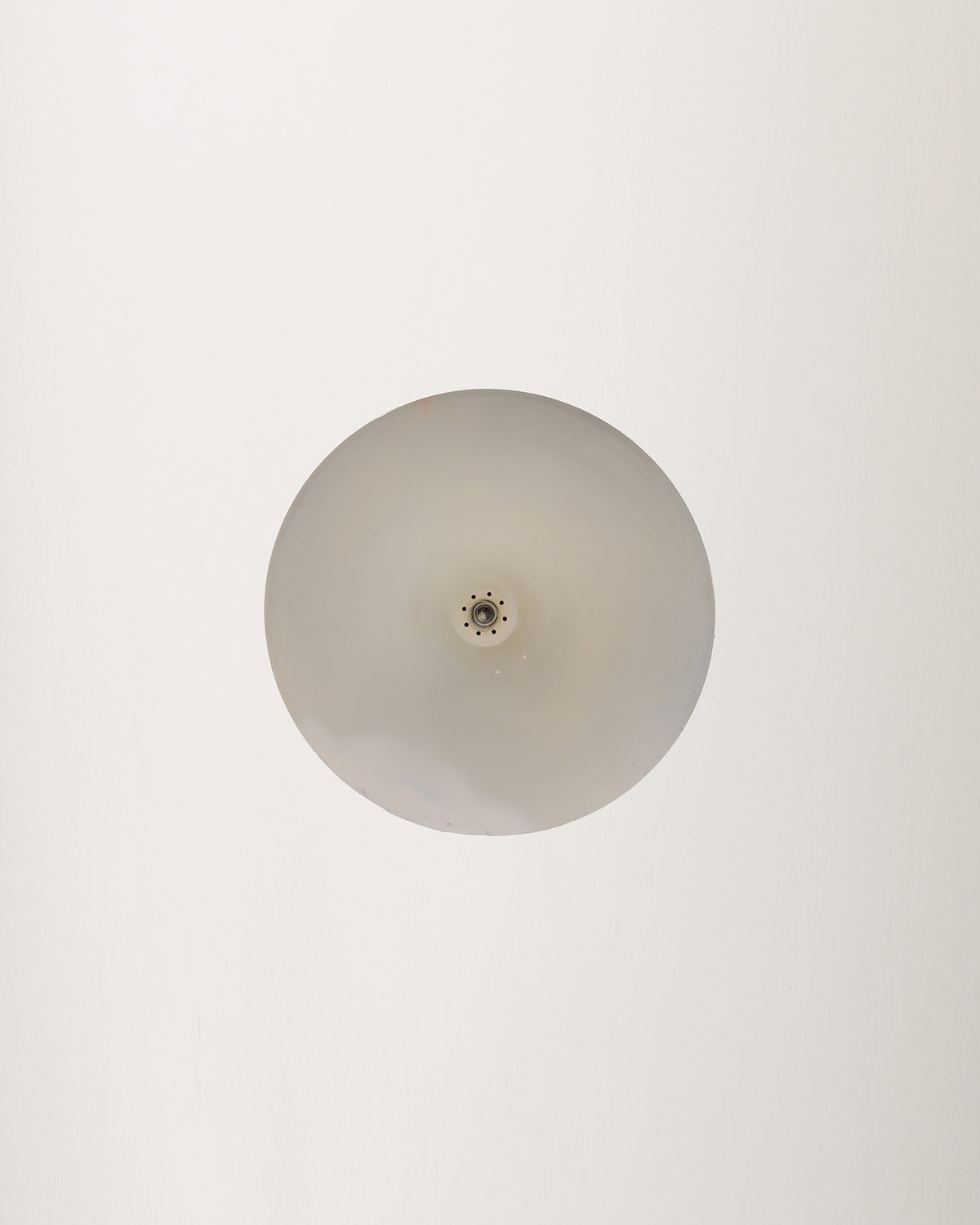 Coppia di lampade da soffitto attribuibili al modello “Semi” di Claus Bonderup e Torsten Thorup per Fog & Mørup, anni ’60