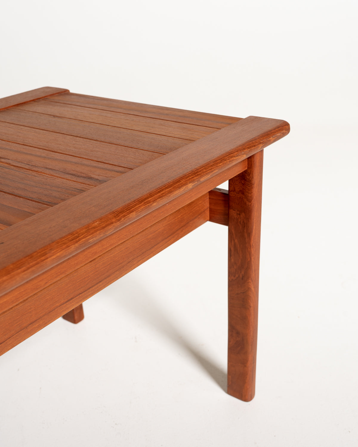 Panchetta scandinava a listelli in teak, anni ’60