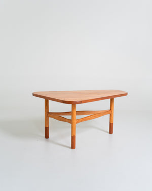 Tavolino in teak e rovere di Yngve Ekström per Westbergs Möbler, Svezia, anni ’50
