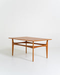 Tavolino in rovere di Karl-Erik Ekselius per JOC, Svezia, anni ’50