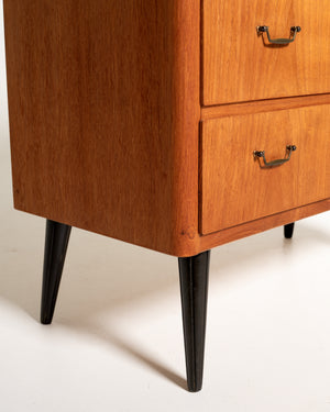 Cassettiera in teak con gambe nere, Scandinavia, anni '50/'60