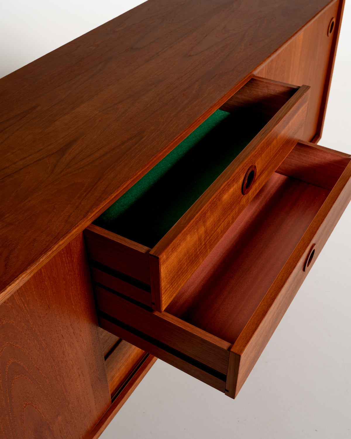 Sideboard danese in teak, anni ’60