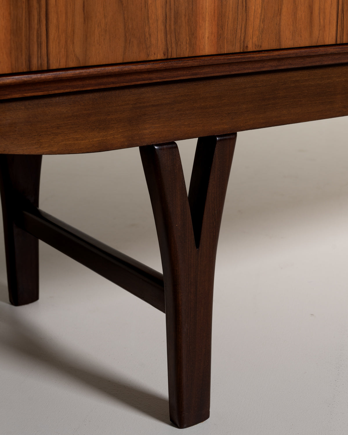 Sideboard scandinavo in palissandro e rovere, anni '60