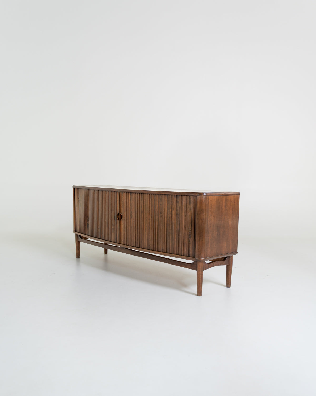 Sideboard in noce di Kurt Olsen per Andersen & Bohm, Danimarca, anni '50