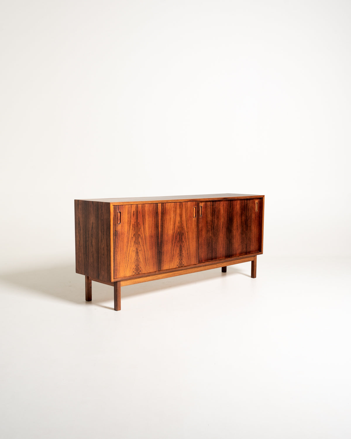 Sideboard scandinavo in palissandro, anni ’70