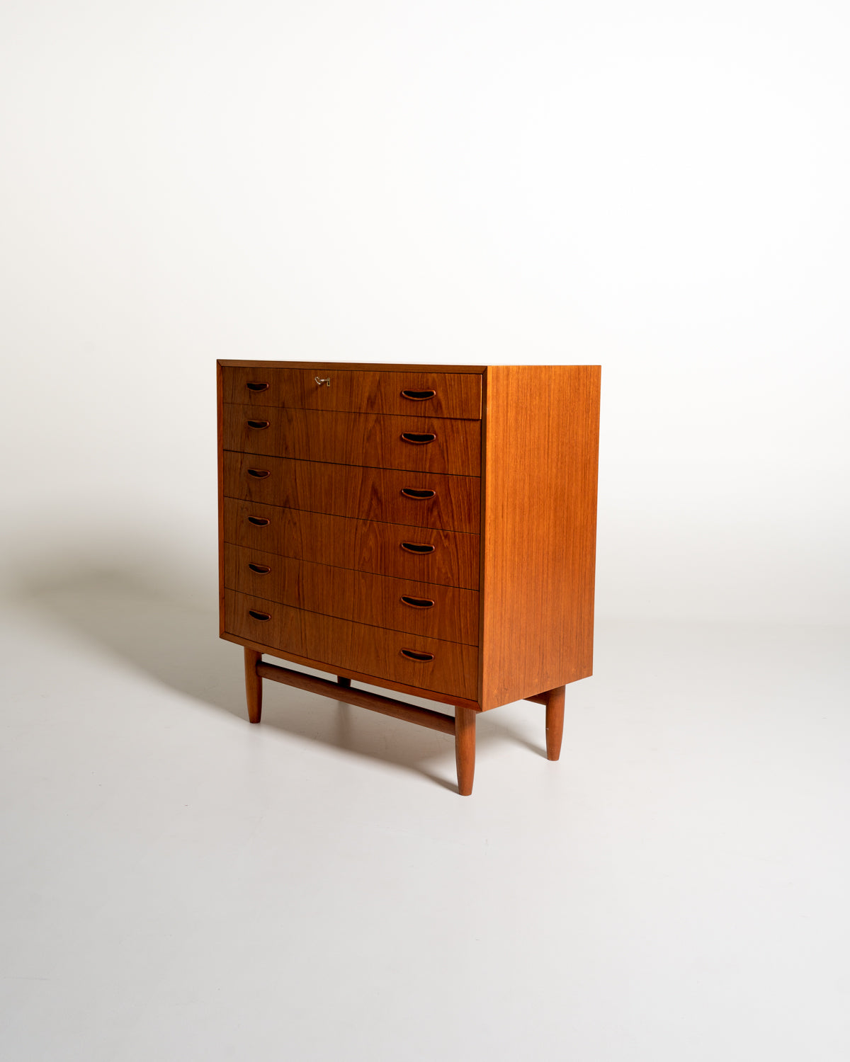 Sestina danese in teak, anni ’60