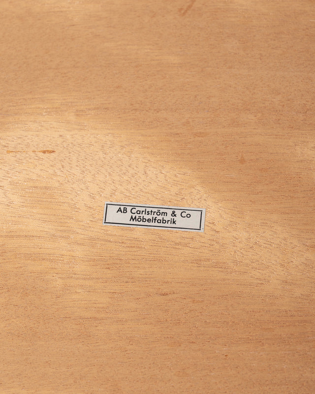 Comodino svedese in teak e faggio di AB Carlström & Co Möbelfabrik, anni ’60
