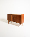 Highboard scandinavo in teak e rovere, anni ’60