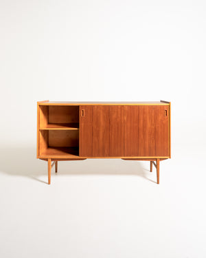 Highboard scandinavo in teak e rovere, anni ’60