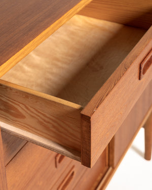 Highboard scandinavo in teak e rovere, anni ’60