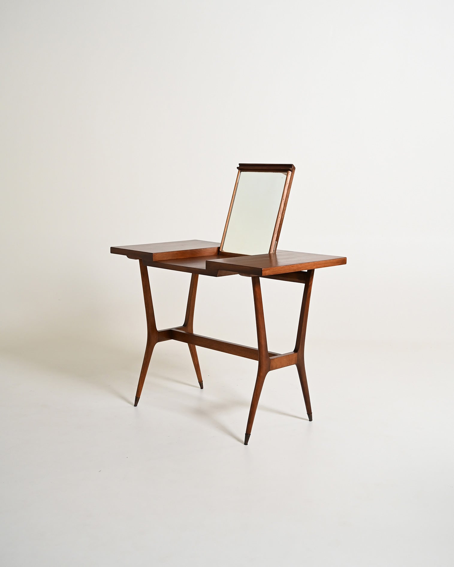 Toeletta vintage in teak con specchio integrato, anni '60