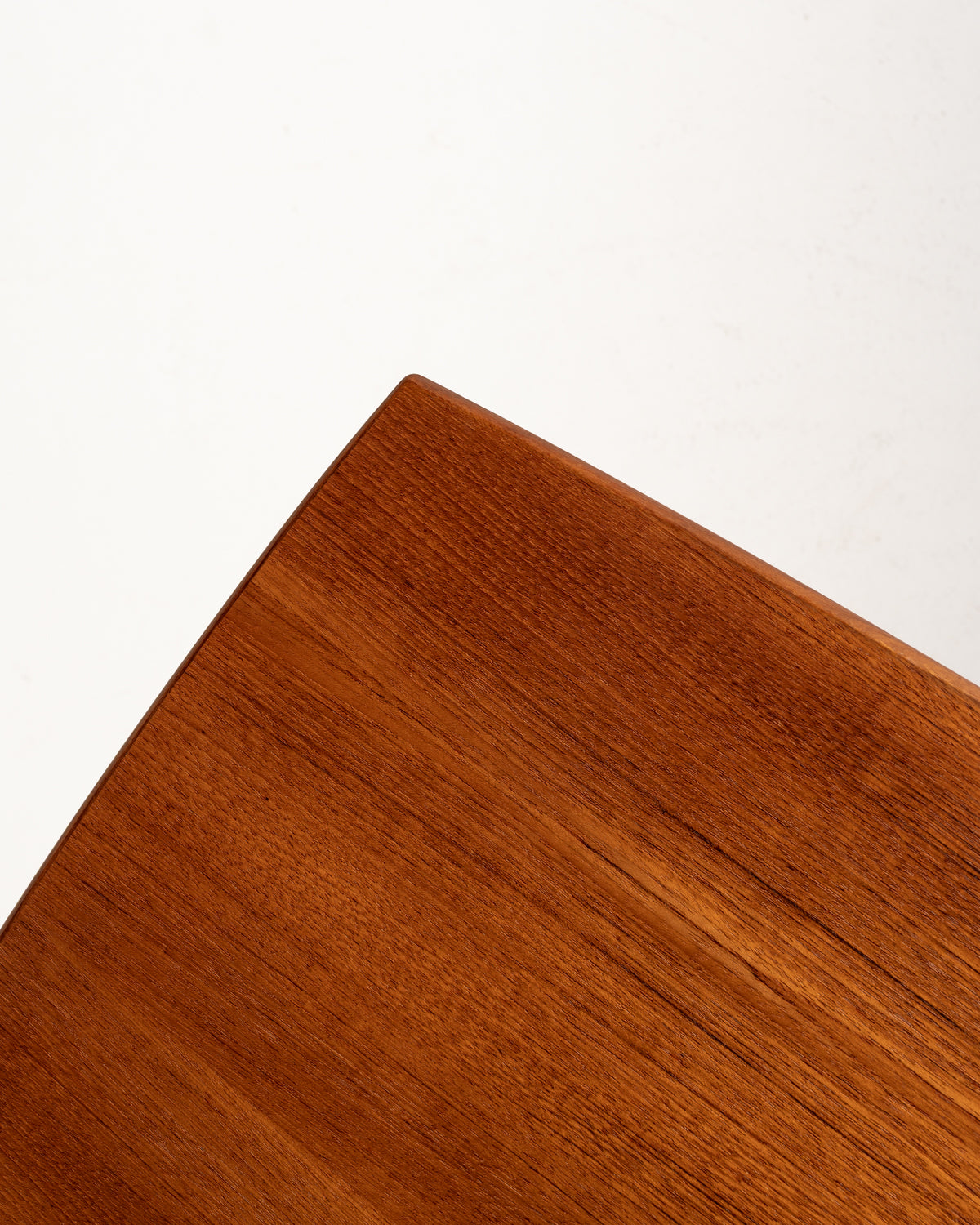 Coffee table scandinavo in teak con portariviste