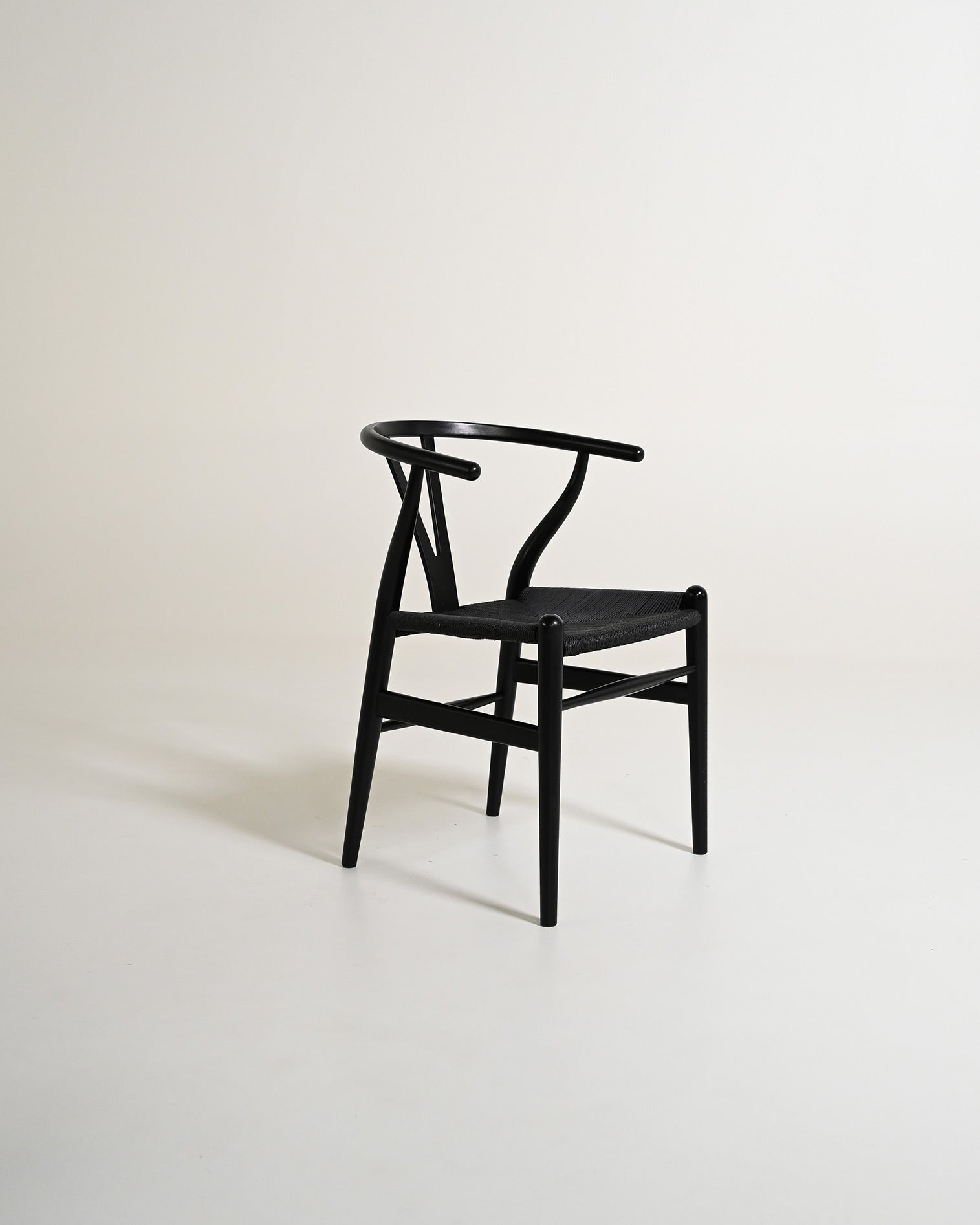 Set di 8 sedie “Wishbone Chair” “CH24” di Hans J. Wegner, anni '90