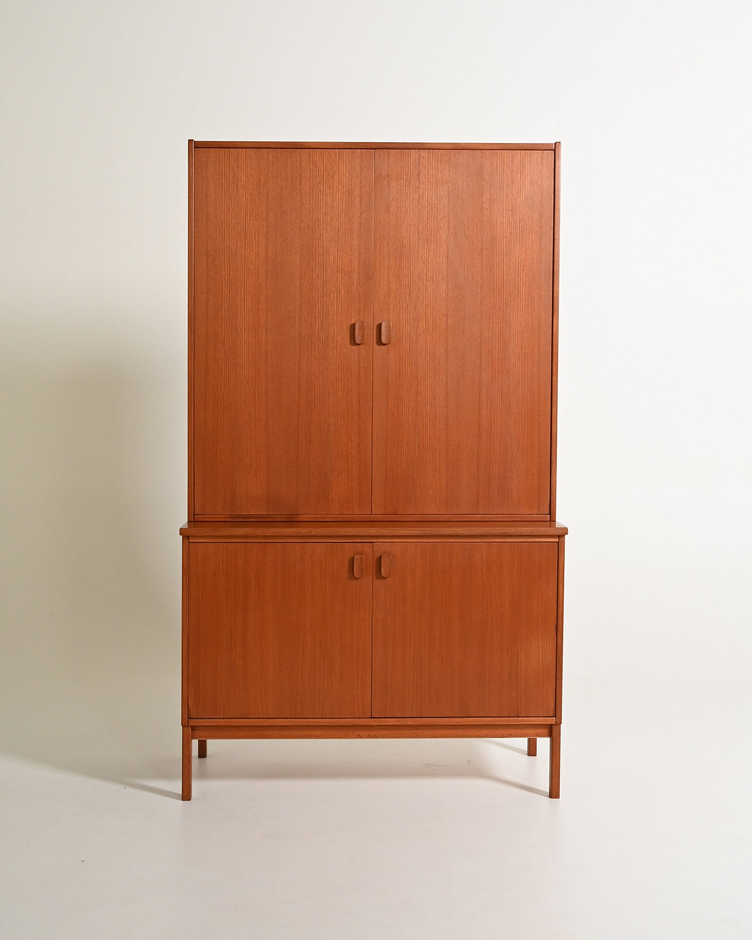 Armadio scandinavo in teak, anni '60