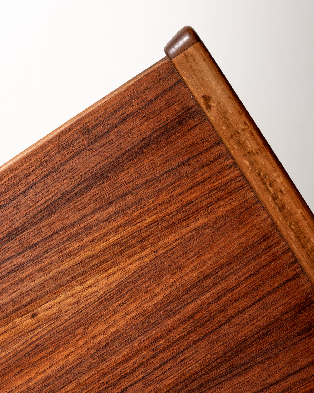Sideboard “Trio” di Nils Jonsson per Hugo Troeds, anni ’60
