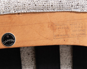 Poltrona “Papa Bear” con poggiapiedi di Hans J. Wegner per A.P. Stolen, Danimarca, anni ’50