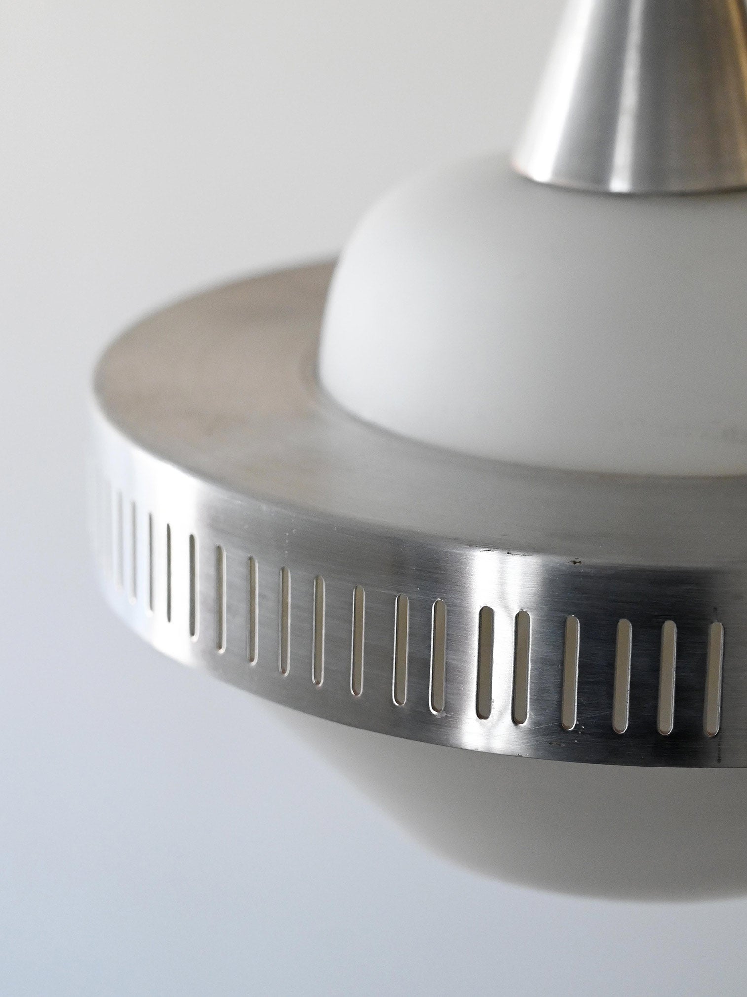 Lampade a sospensione in vetro e metallo