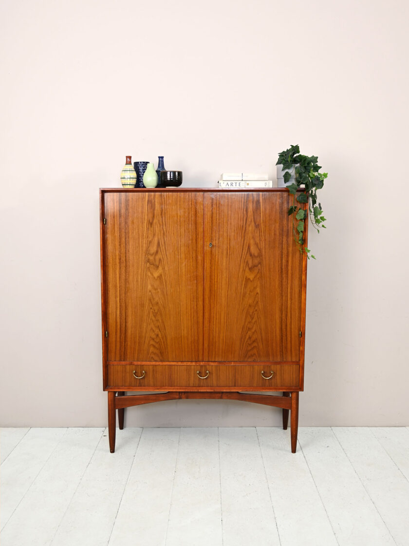 Cabinet in mogano, armadio scandinavo