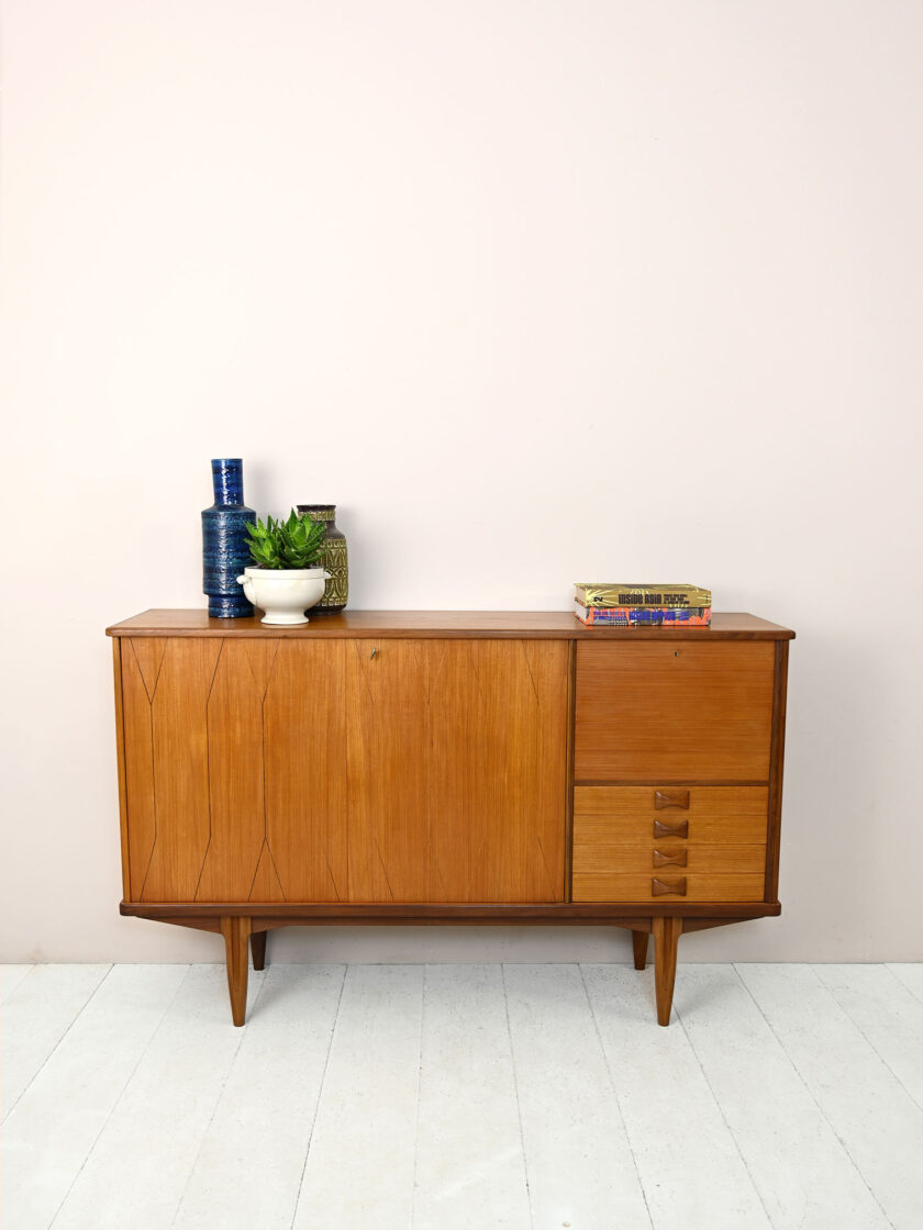 Scandinavian highboard with drawers