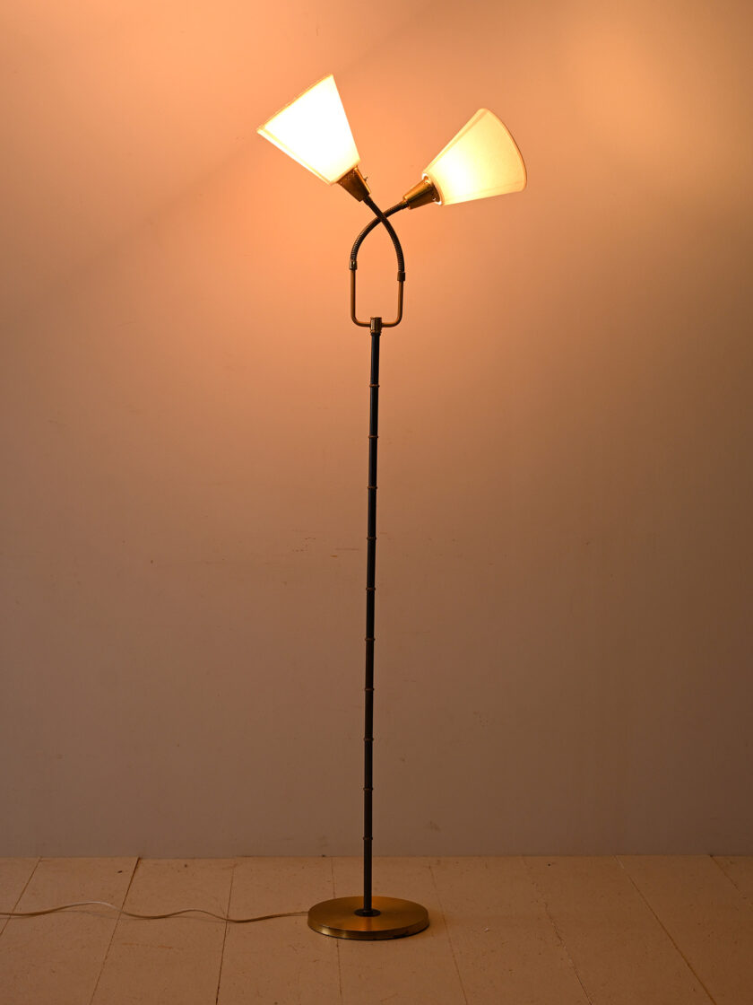 Lampada-scandinava-vintage-a-due-braccia-regolabili