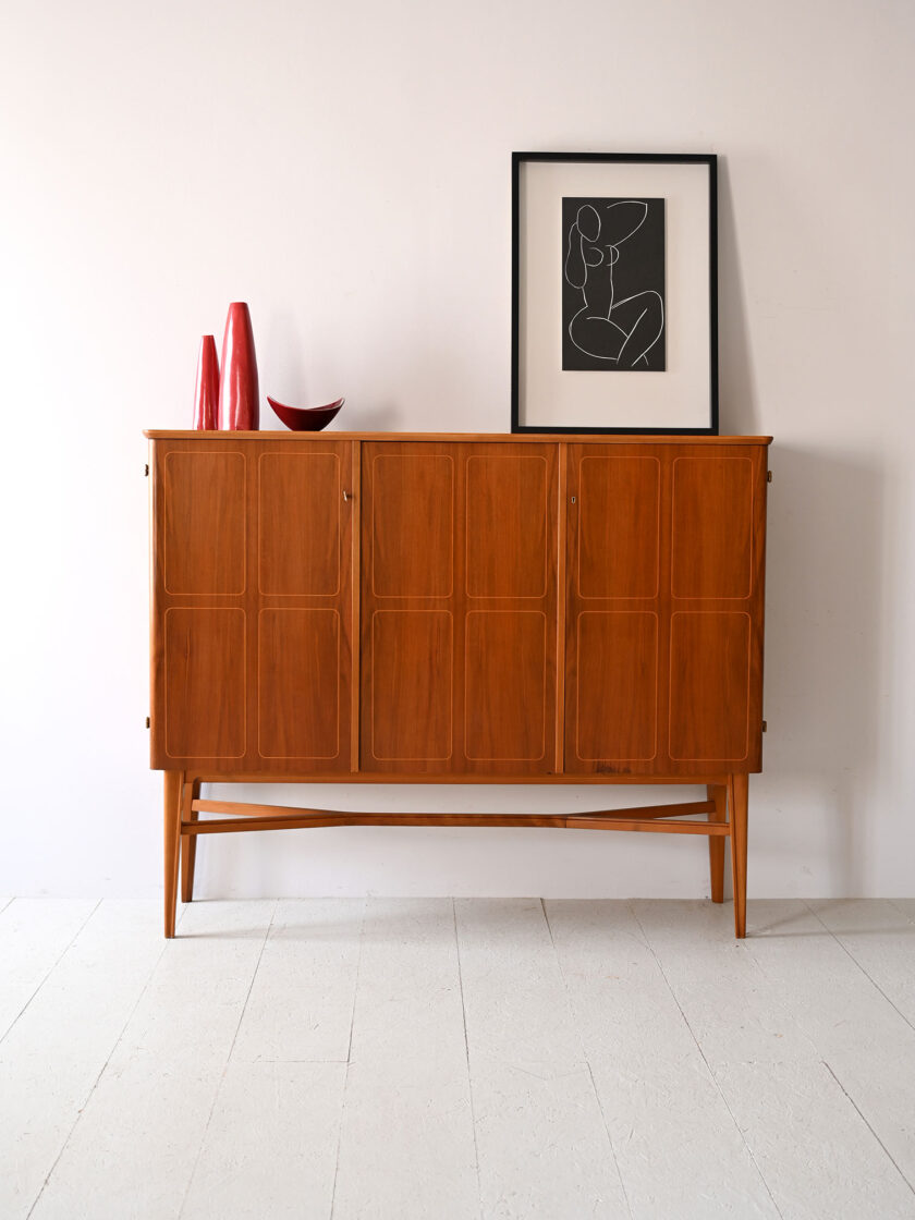 Highboard svedese in teak con ante a battente