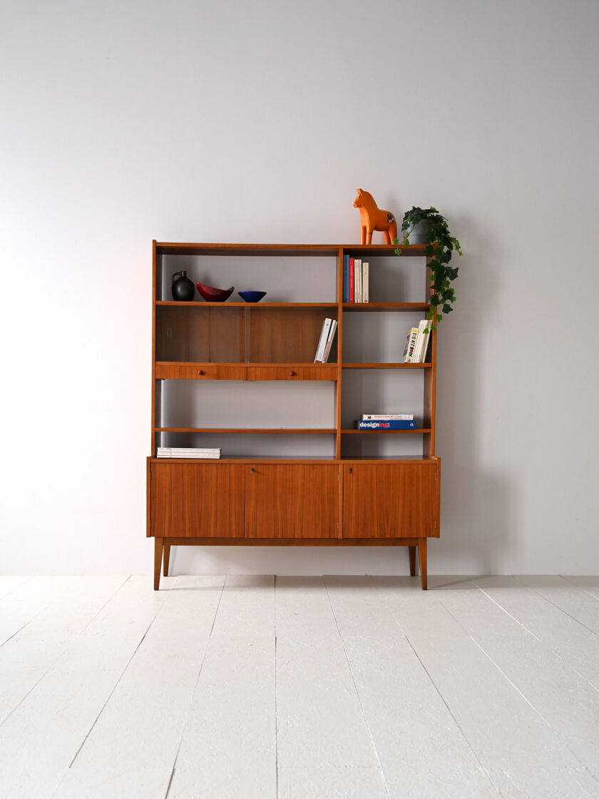 Libreria-sideboard-con-vetrinetta