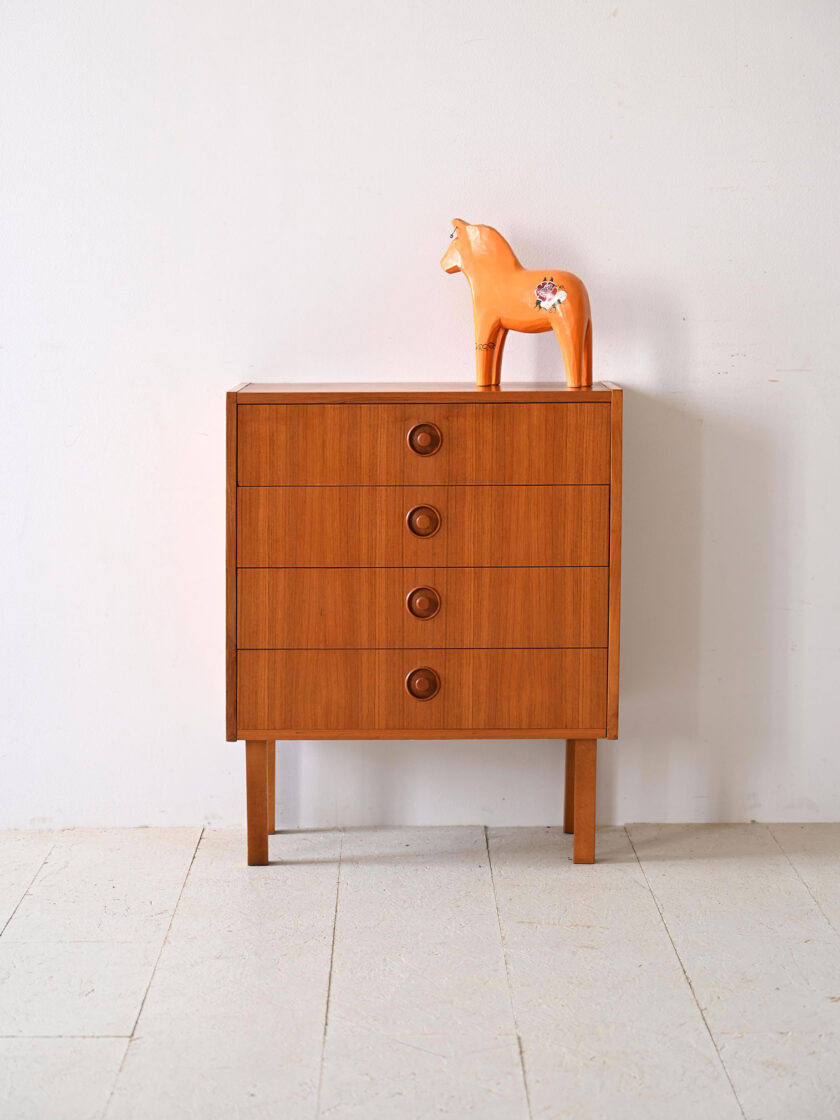 Small chest of drawers with four drawers