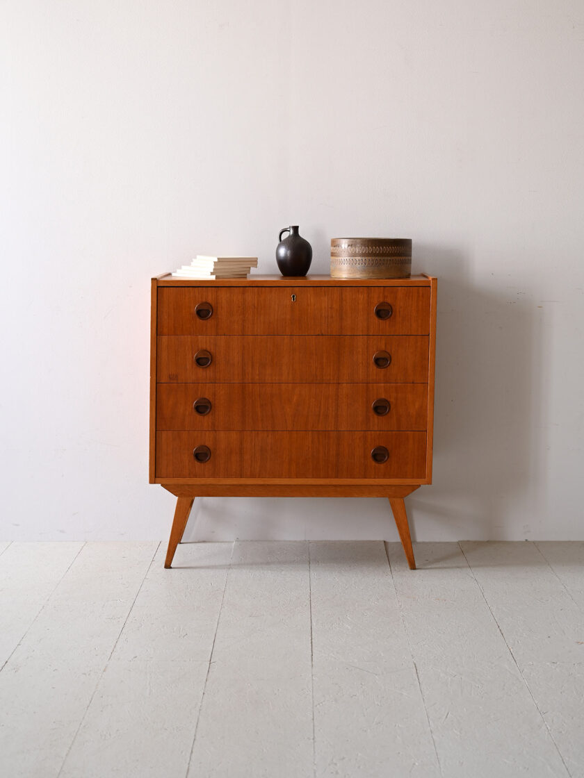 Cassettiera vintage in teak con maniglie tonde