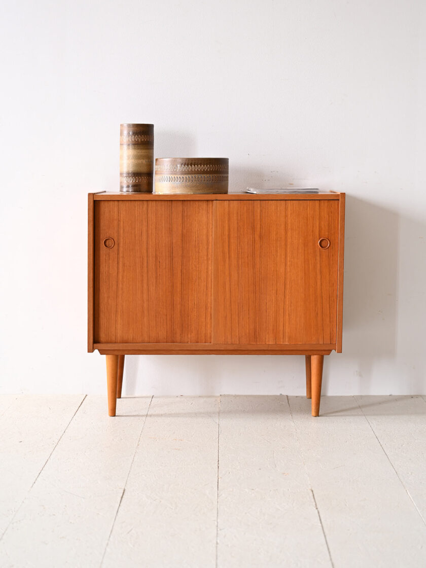 Mobile vintage in teak con ante scorrevoli